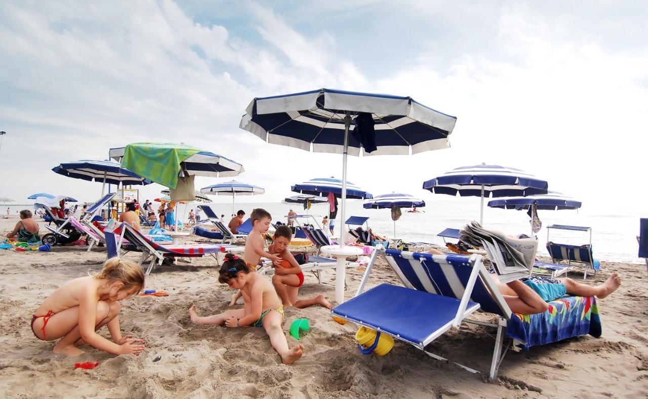 Camping Internazionale - Sottomarina Di 基奥贾 外观 照片